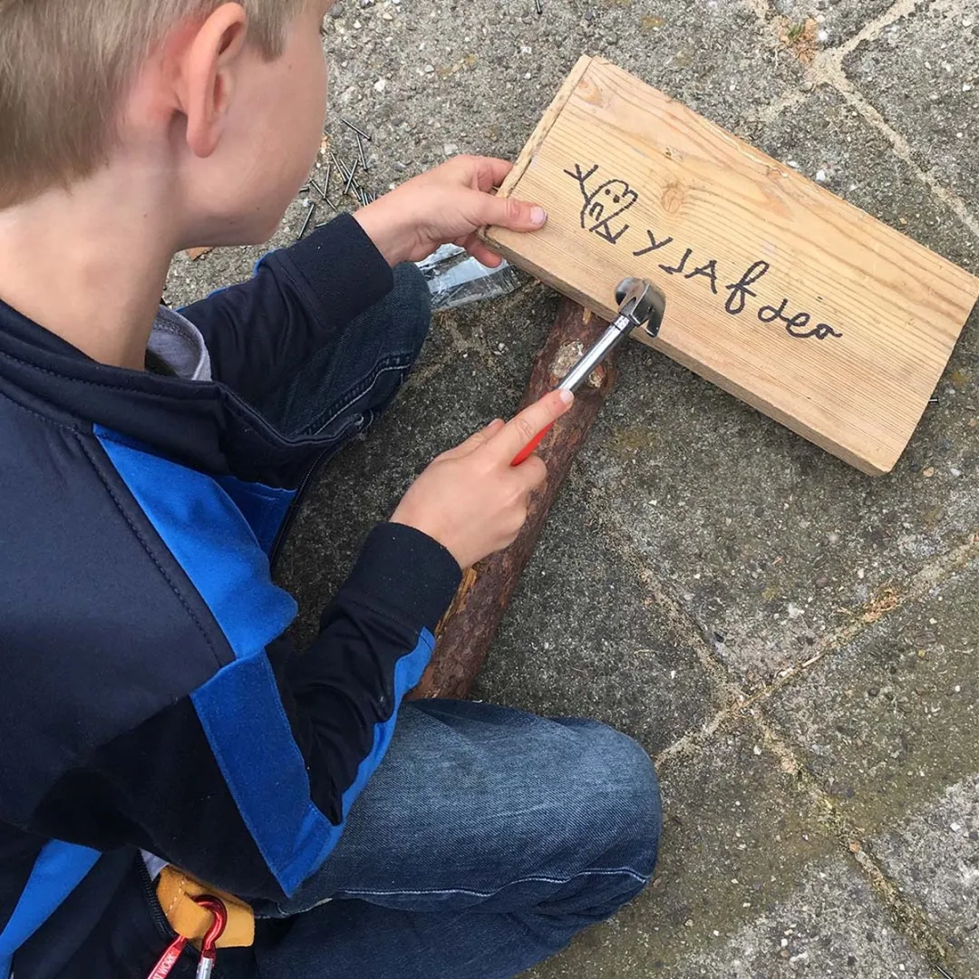 Kids at work Gereedschapsset 8-delig - Zwart/Rood/Groen/Grijs/Zilver/Bruin