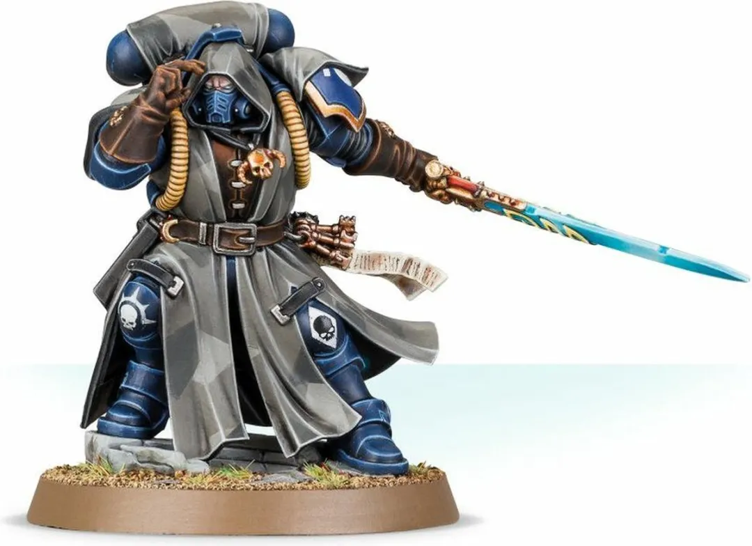 Games Workshop Space Marines Primaris Librarian in Phobos Armour