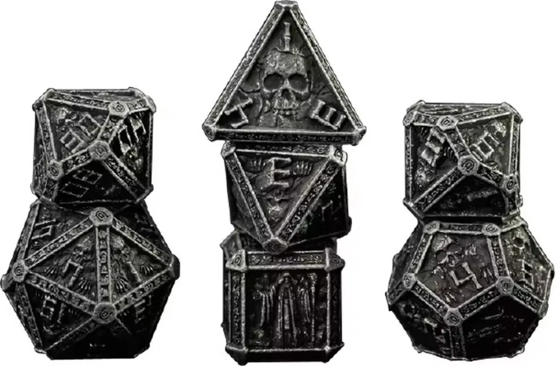 Lapi Toys - Dungeons and Dragons dobbelstenen - DnD Dice - Polydice - Dobbelstenen Dungeons Dragons - Metal dice - Metalen Dobbelstenen - DnD Dice Set - 1 set (7 stuks) - Metaal - Zwart - Zilver