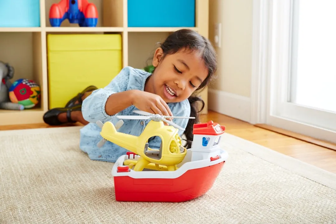 Green Toys Reddingsboot met Helikopter GTRBH11155 - Groen - afbeelding 6 van 6