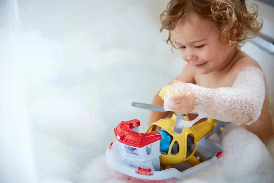 Speelgoed reddingsboot met helicopter - Green Toys