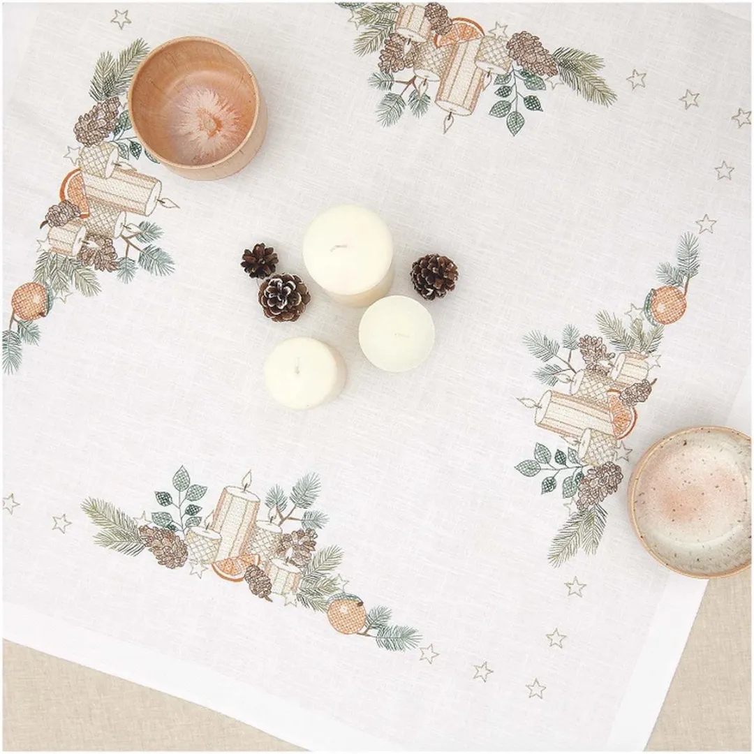 Rico Design Kerstgroen Borduurpakket Tafelkleed 100092