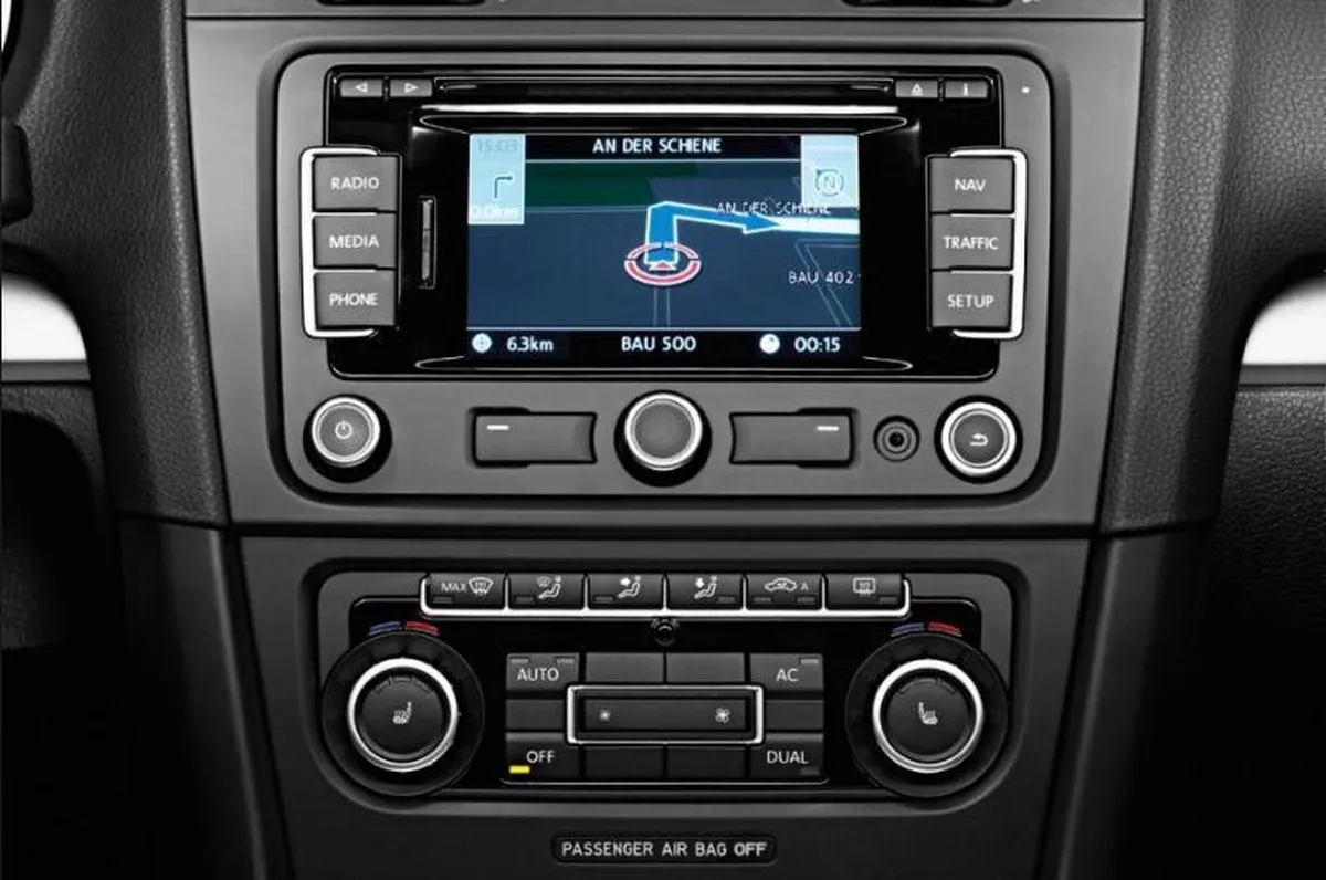 TomTom Volkswagen FX RNS 310 SD Navigatie - Zwart
