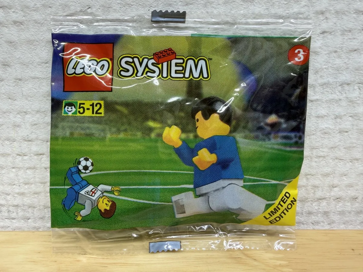 LEGO System World Team Player England