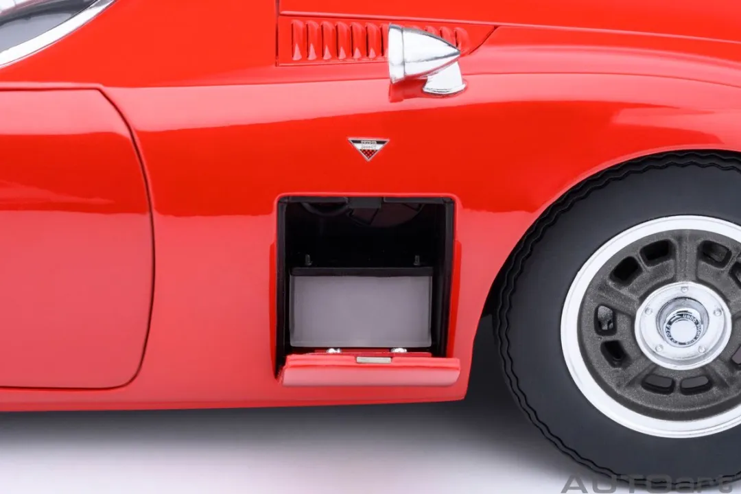Toyota 2000GT AUTOart 1/18 - Rood