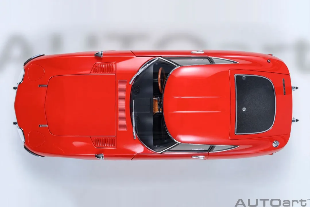 Toyota 2000GT AUTOart 1/18 - Rood