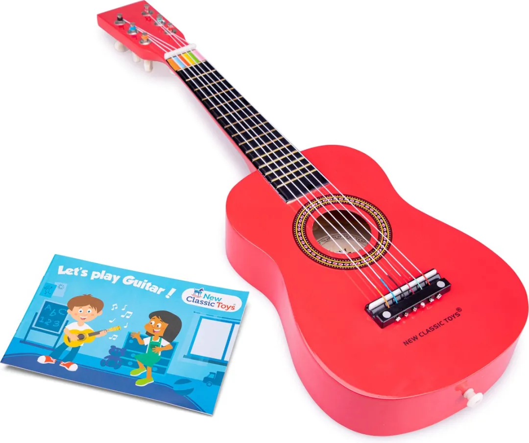 New Classic Toys Houten Speelgitaar - Rood - Inclusief draagriem & muziekboekje