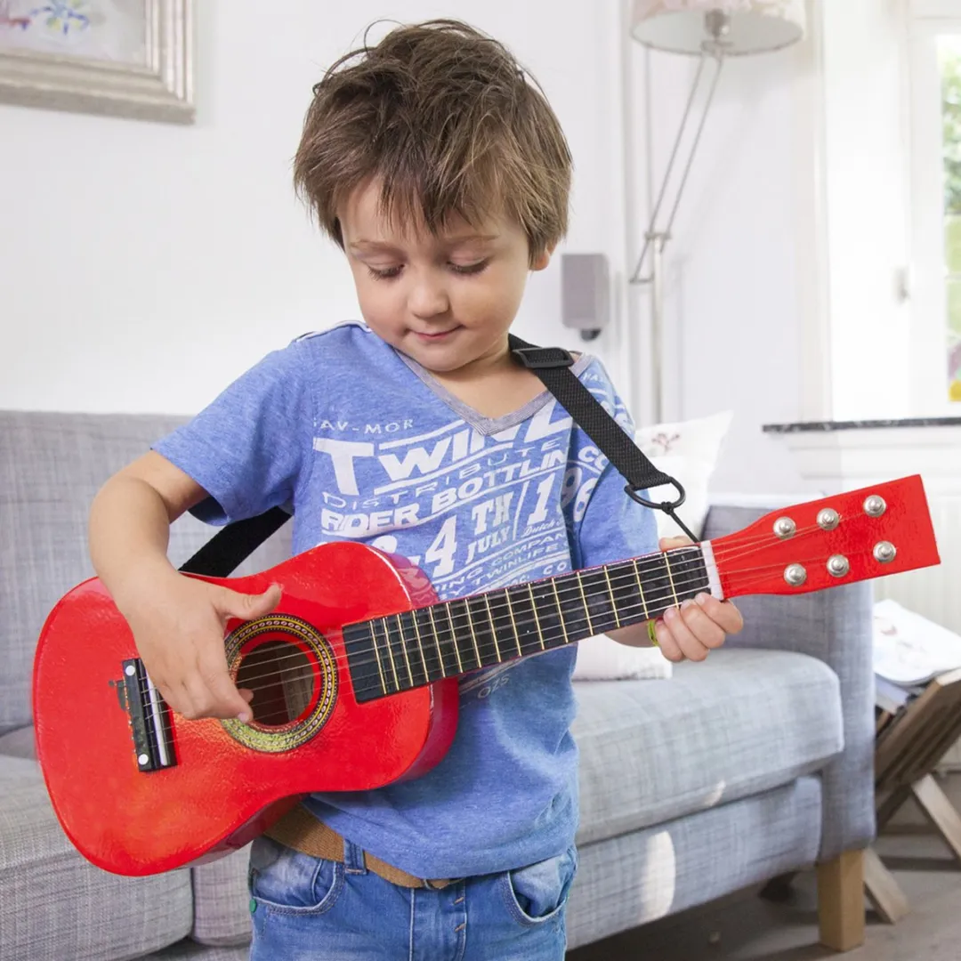New Classic Toys Houten Speelgitaar - Rood - Inclusief draagriem & muziekboekje