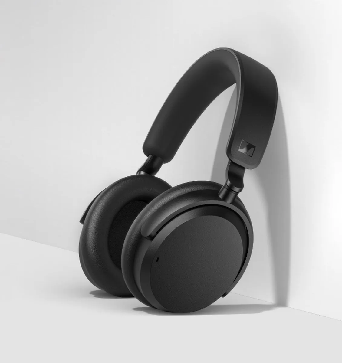 Sennheiser Accentum ACAEBT Black Draadloze Koptelefoon - Noise Cancelling - 50u - Zwart