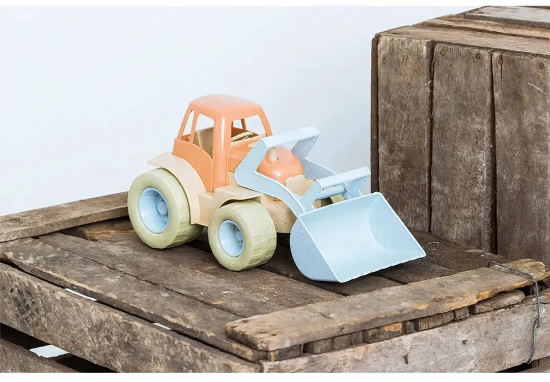 Dantoy BIOPlast Tractor 5630 - Multi