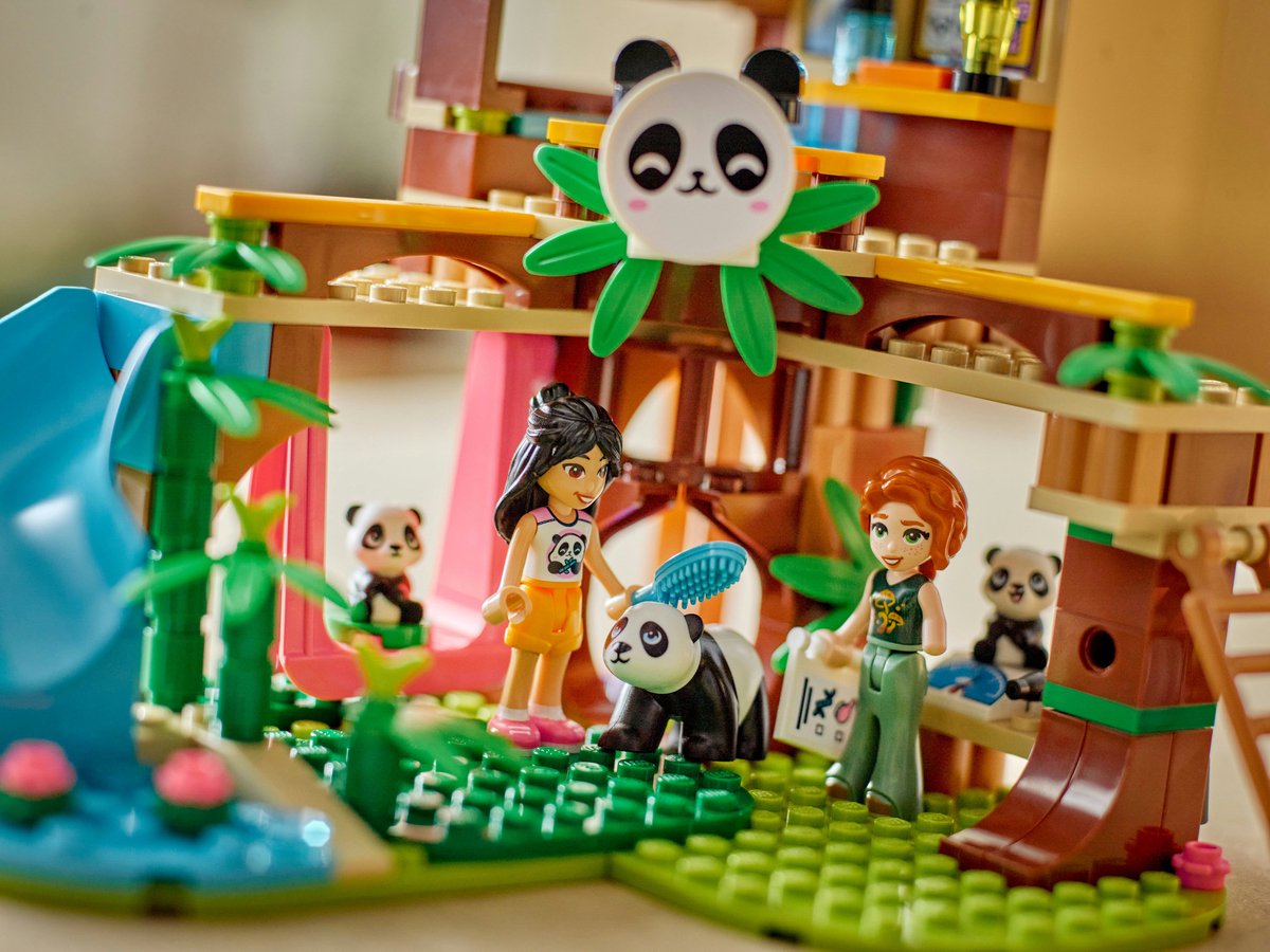 LEGO® Friends De Pandaopvang, Bouwset, Speelgoed - 42648