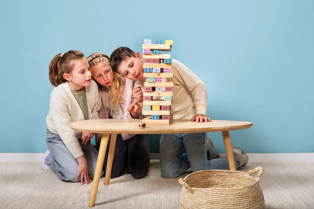 BS Toys Giant Number Tower GA520 Houten Stapeltoren - 48 Blokken