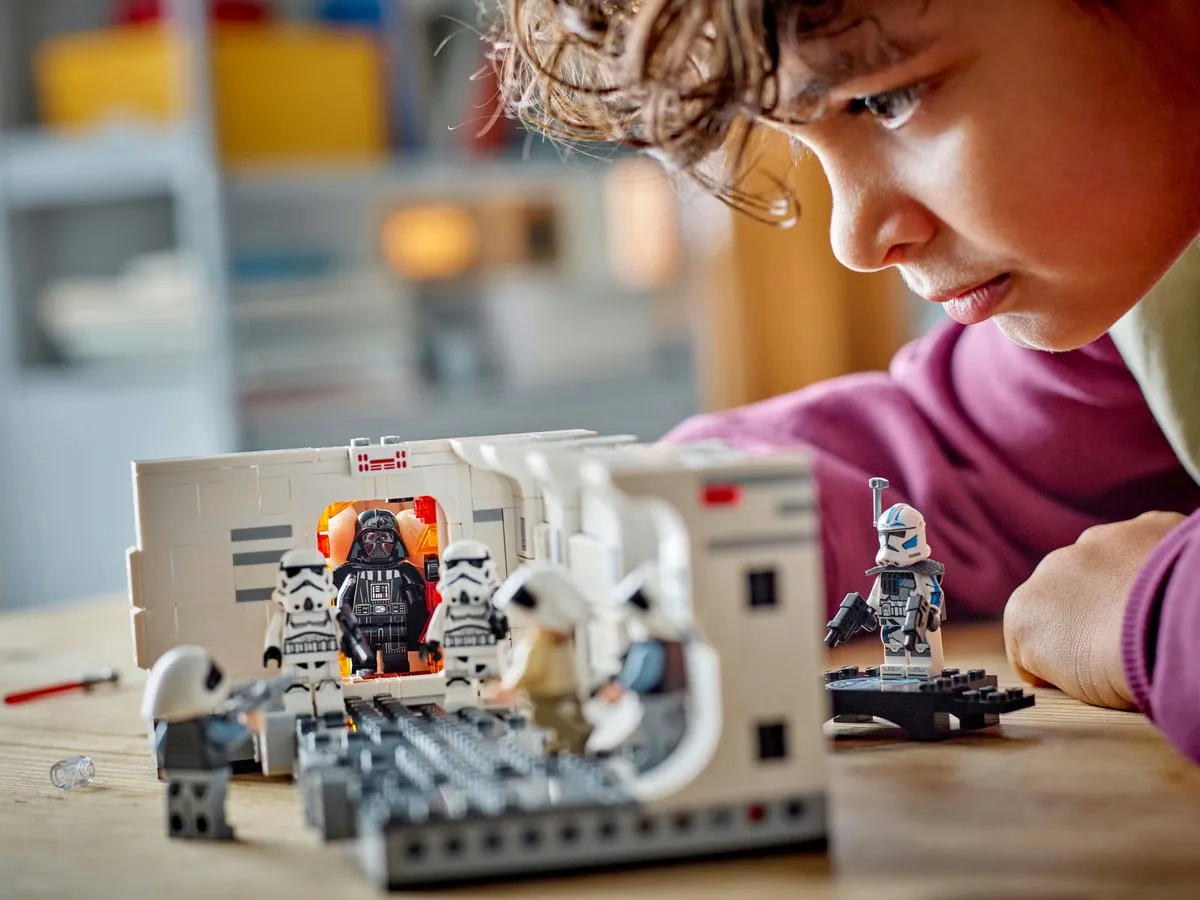 LEGO Star Wars Tantive IV 75387 - 502 Stukken - 7 Minifiguren