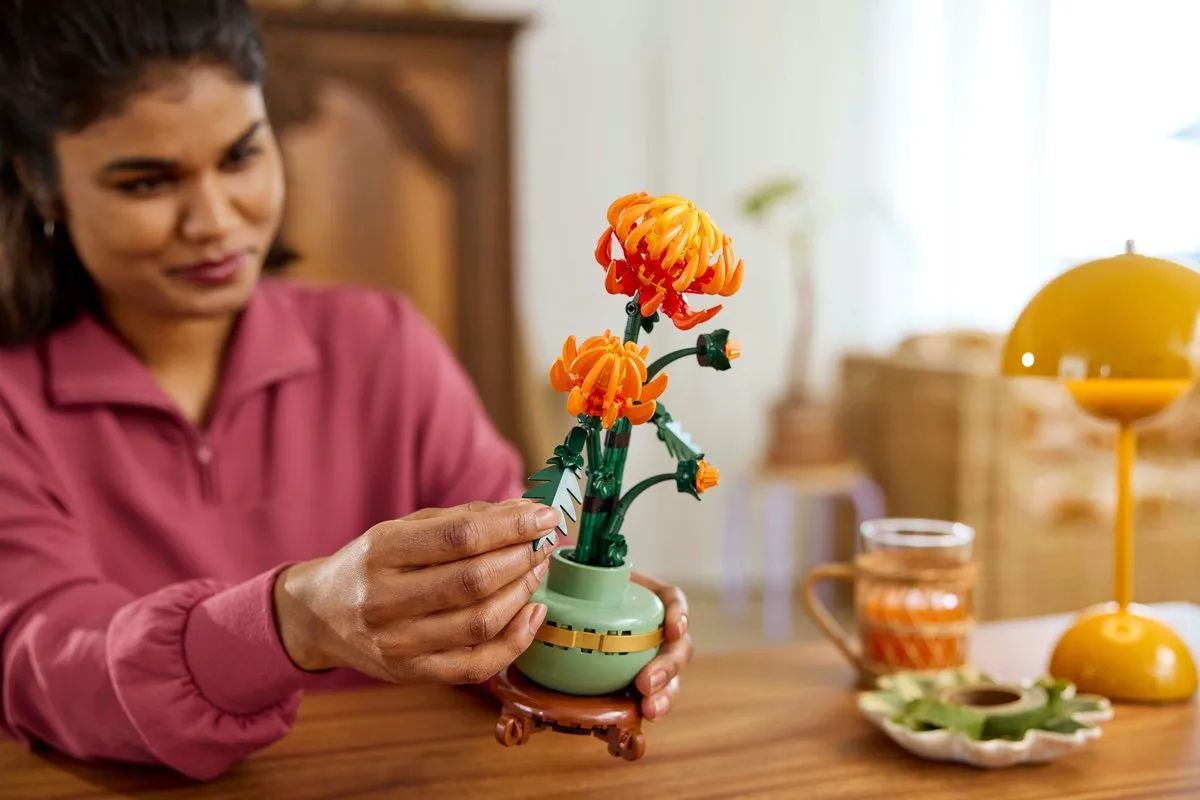 LEGO Icons Chrysant Botanical Collection 10368 - 278 Stukken