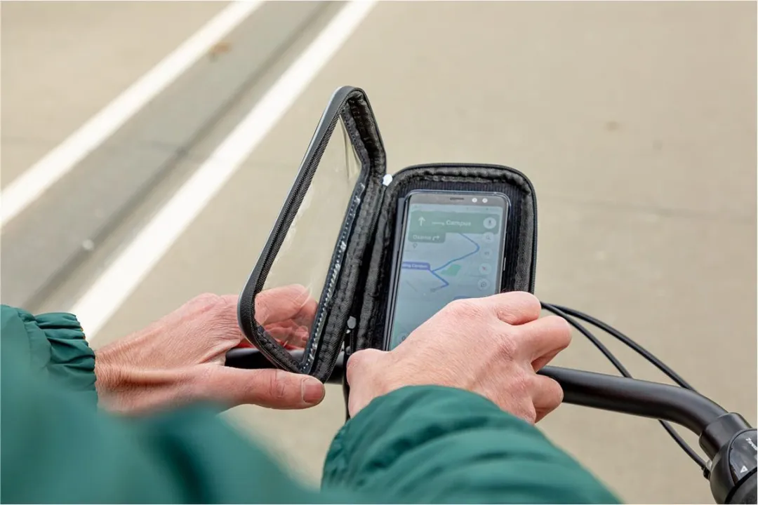 Celly Snap Telefoonhouder Fiets - Universeel 6,9" - Zwart