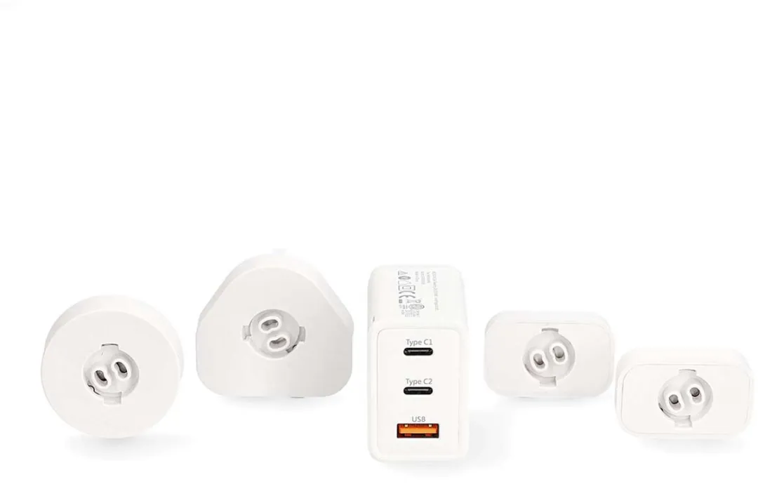 Nedis Reisadapter - 100 - 240 V AC 50/60 Hz - 65 W - Wit