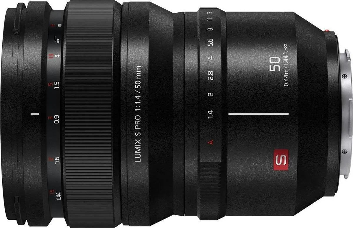 Panasonic Lumix S Pro 50 mm f/1.4
