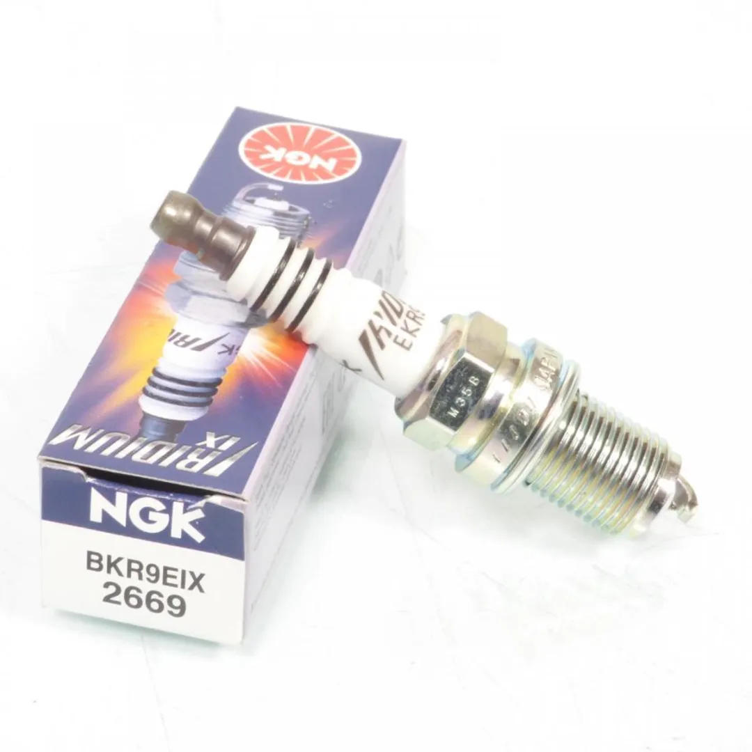 NGK Bougie BKR9EIX - Wit