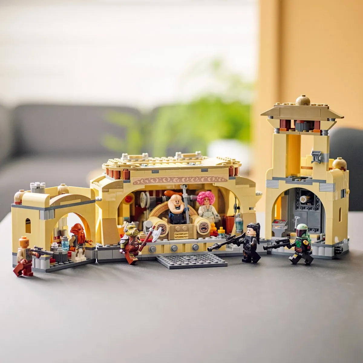 LEGO Star Wars Boba Fetts Troonzaal 75326 - 732 Stukken