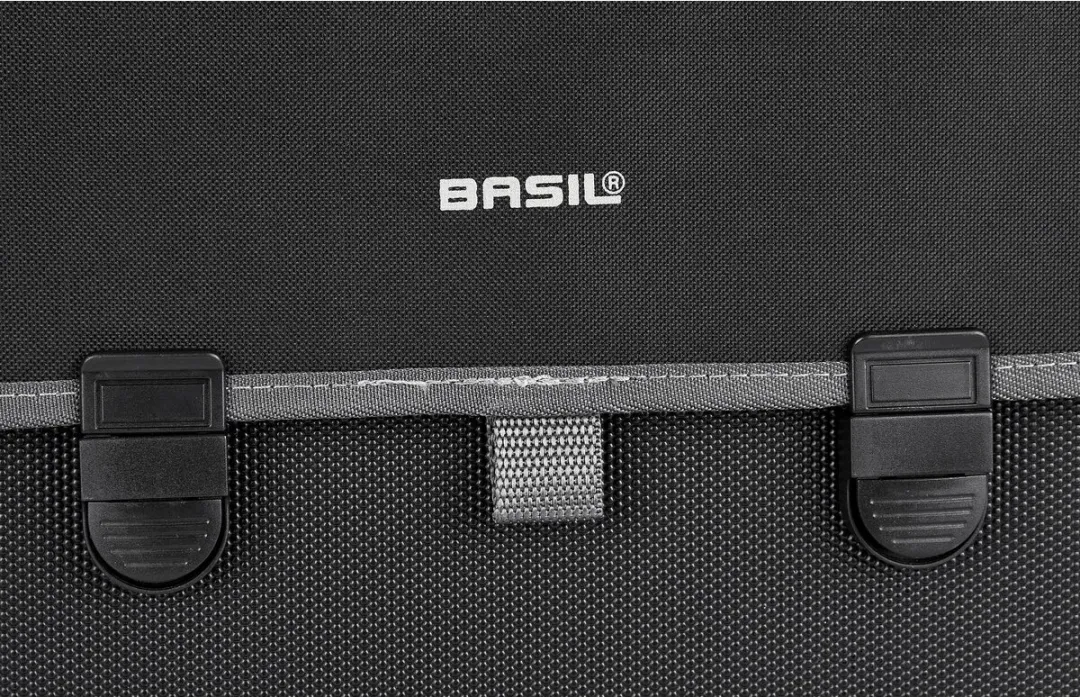Basil Malaga Enkele Fietstas - 17L - Zwart