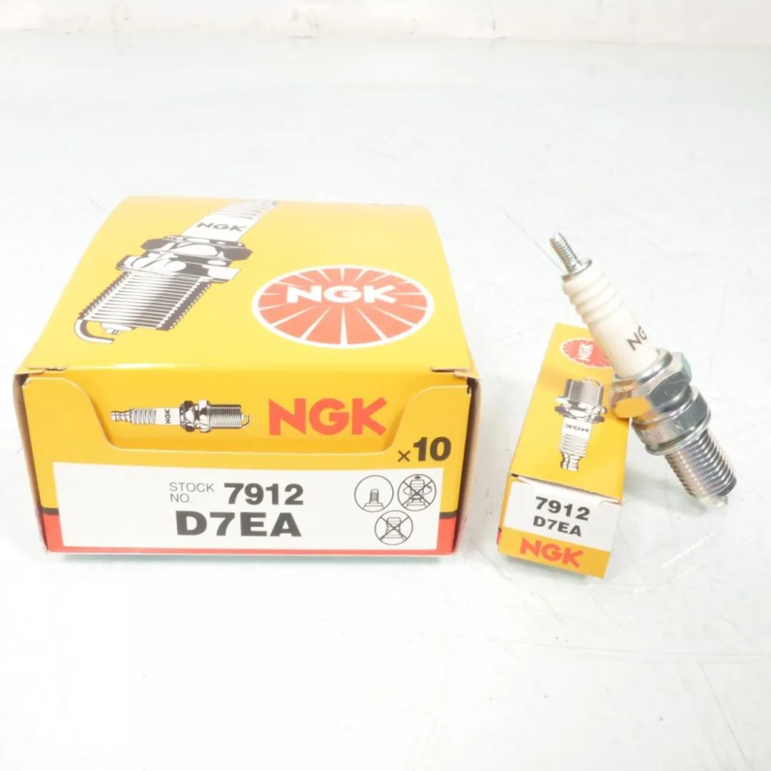 NGK Bougie D'Allumage Keeway 150 Speed