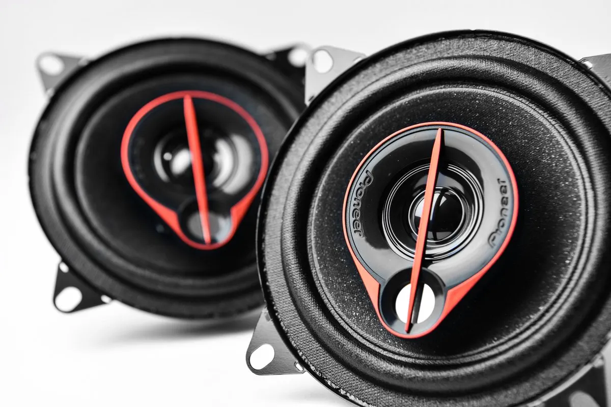 Pioneer TS-R1051S 3-weg Autoluidsprekers 210W - 2 Stuks - Zwart/Rood