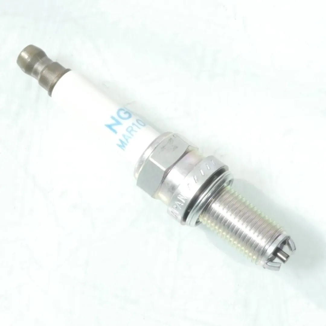 NGK MAR10A-J Bougie - Blanc