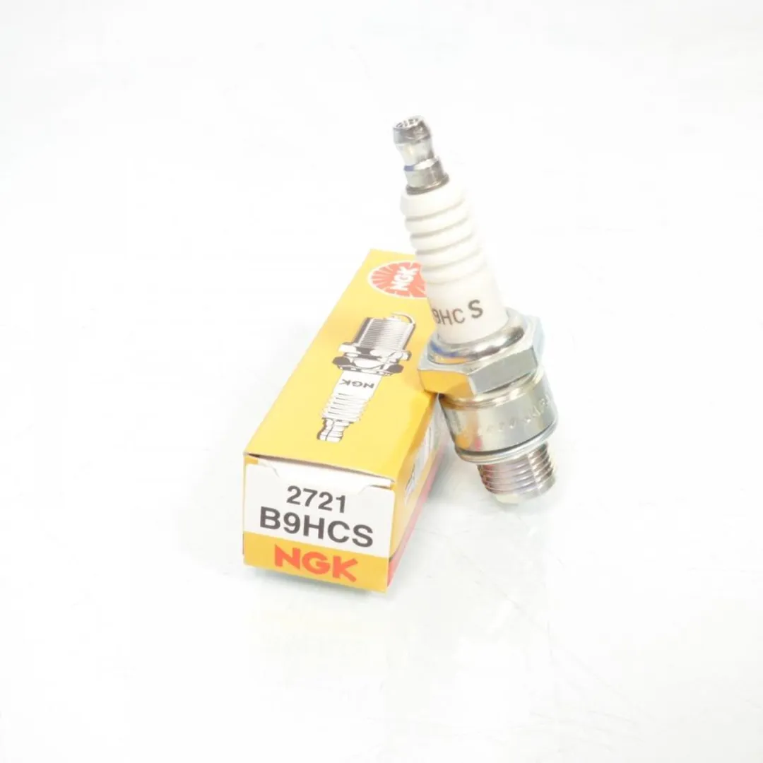 NGK Bougie B9HCS voor Kawasaki 350 S2 1972-1975 - Wit