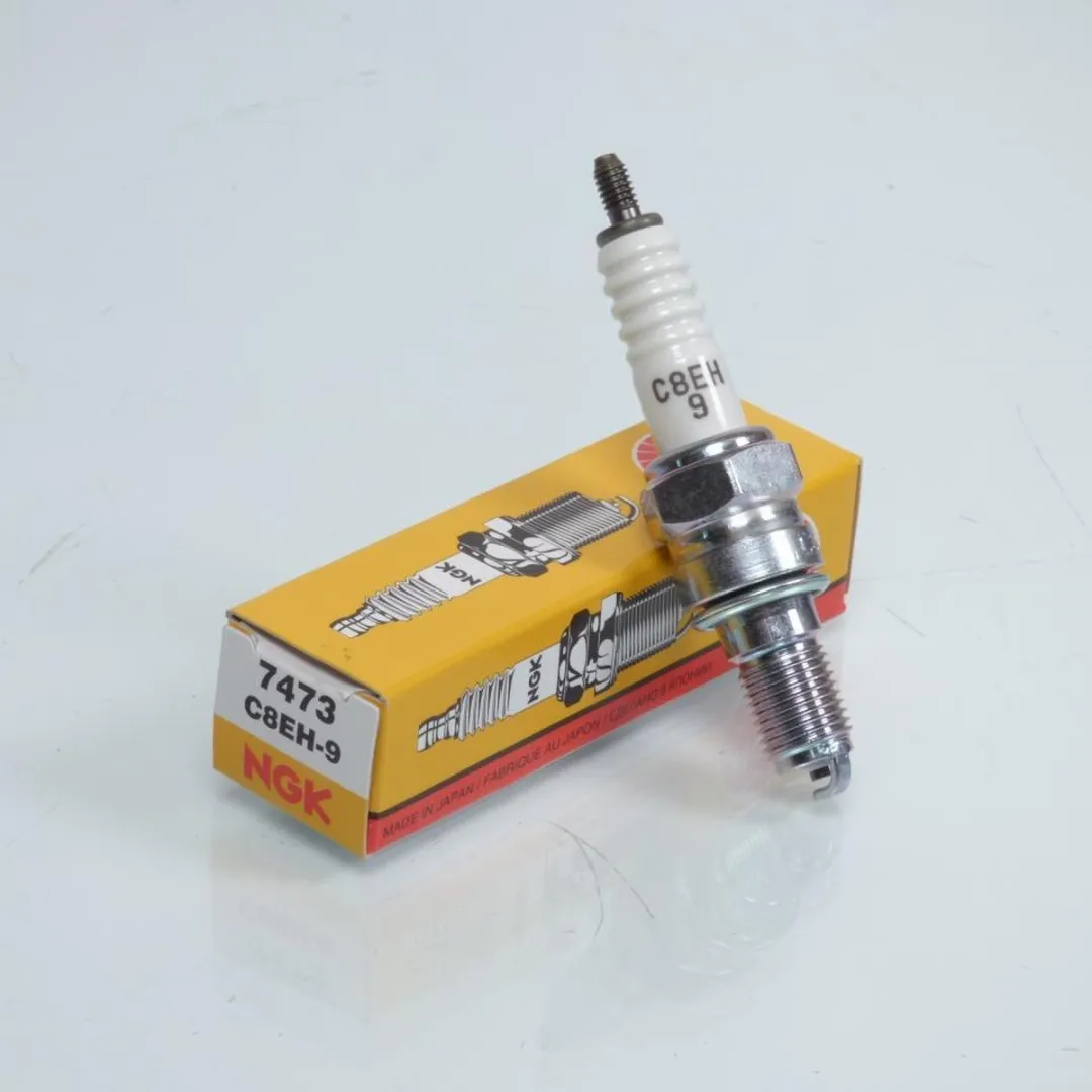 NGK C8EH-9 Bougie