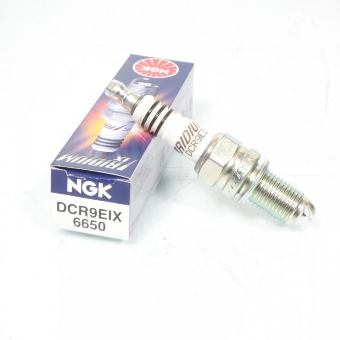 NGK DCR9EIX Bougie Ducati 996 SP 2000-2002 - Wit