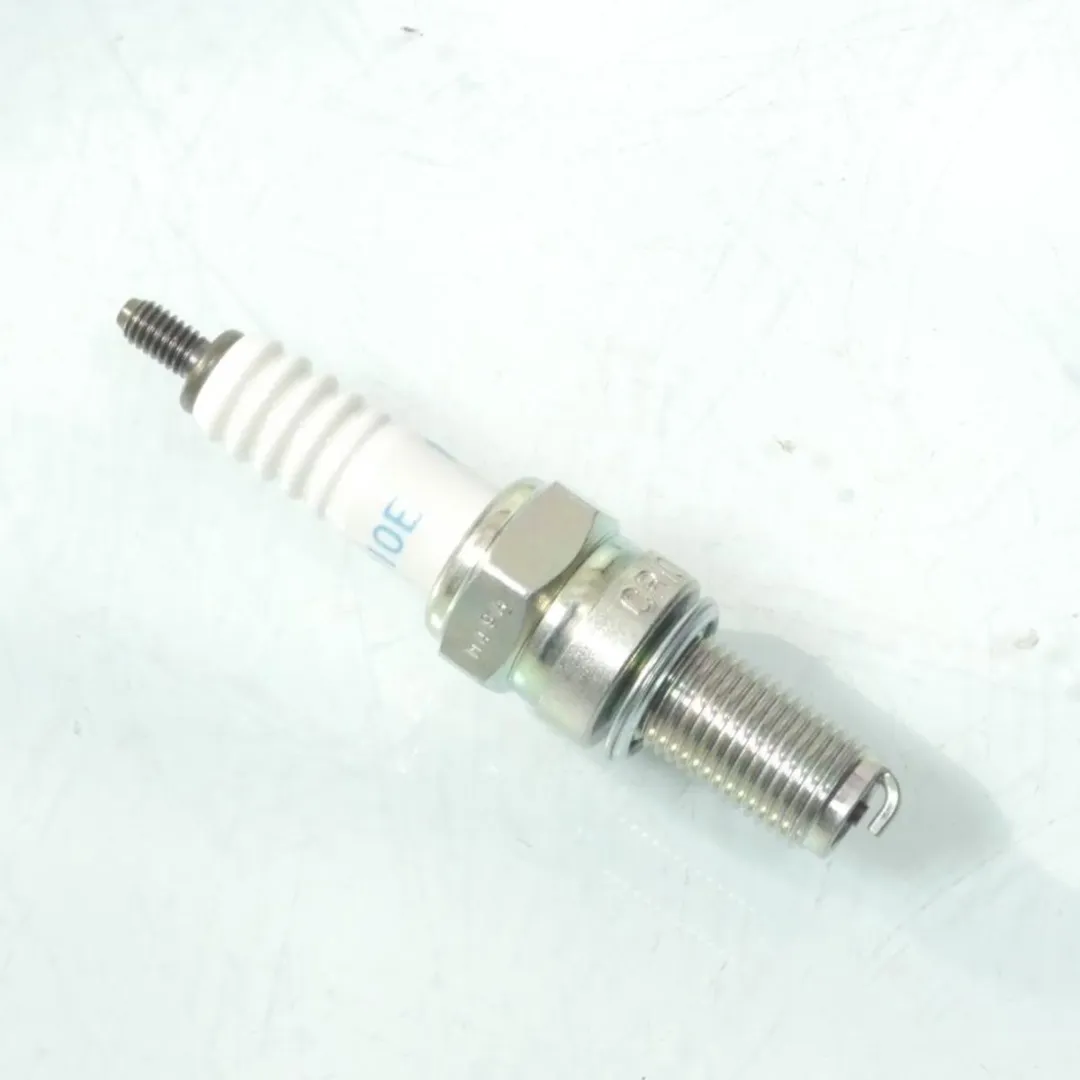 NGK CR10E Bougie