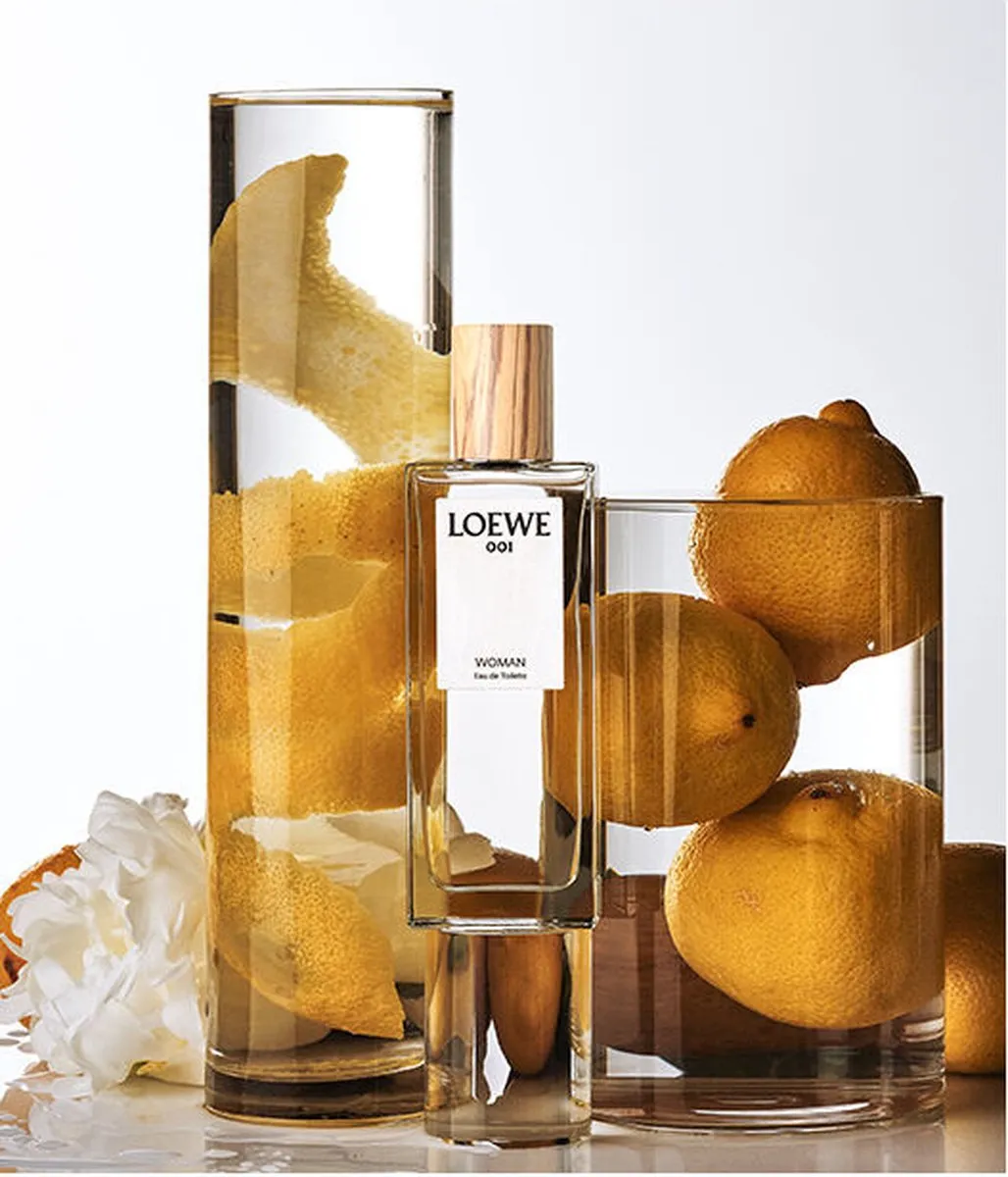 Loewe 001 Woman Eau de Parfum 30ml - afbeelding 6 van 6
