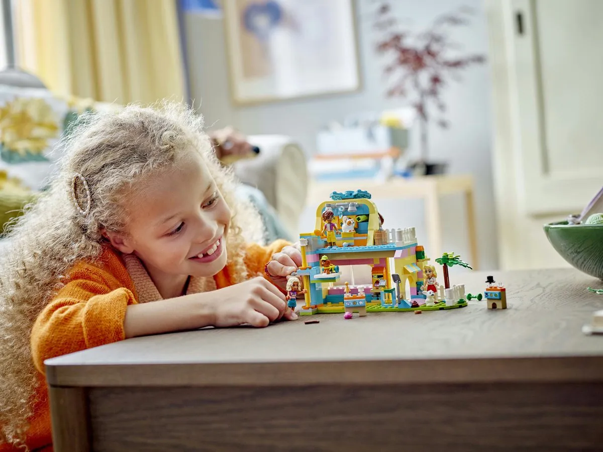 LEGO Friends Winkel met Dierenaccessoires 42650 - 375 Stukken