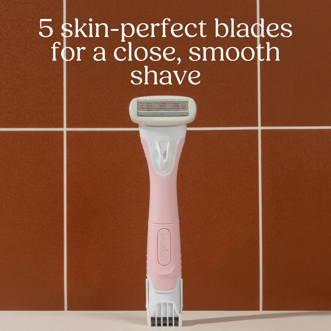 Wilkinson Sword Intuition Complete Bikini Trimmer 5 Mesjes - Roze