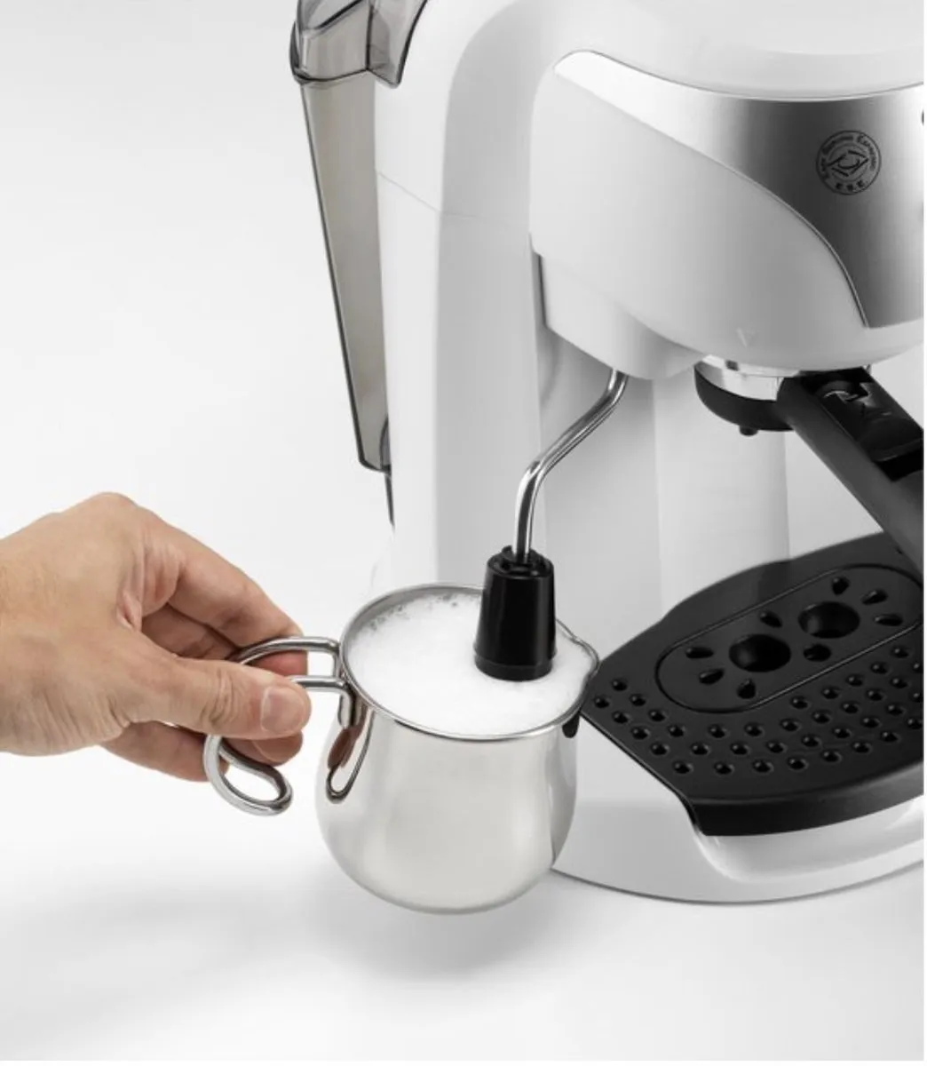 De'Longhi EC221W Espressomachine - Handmatig - 1100W - Wit-Grijs - afbeelding 2 van 4