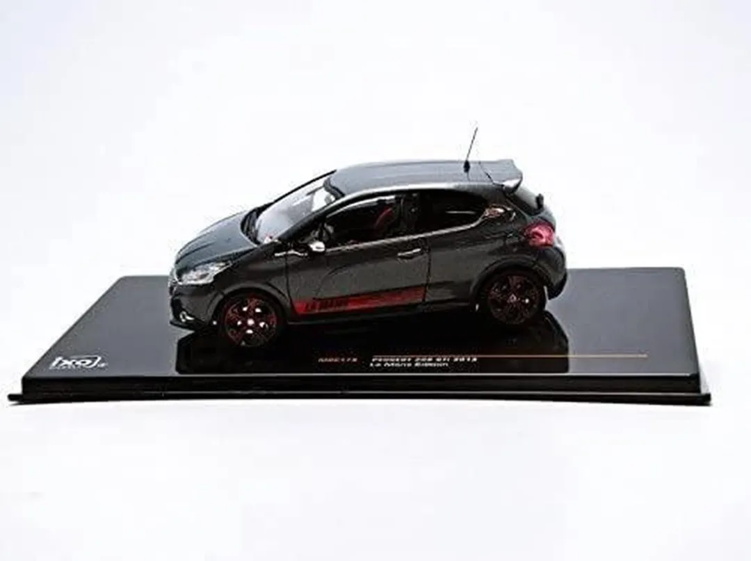 Peugeot 208 GTi Le Mans Edition 2013 - IXO Models 1:43 - Grijs Metallic