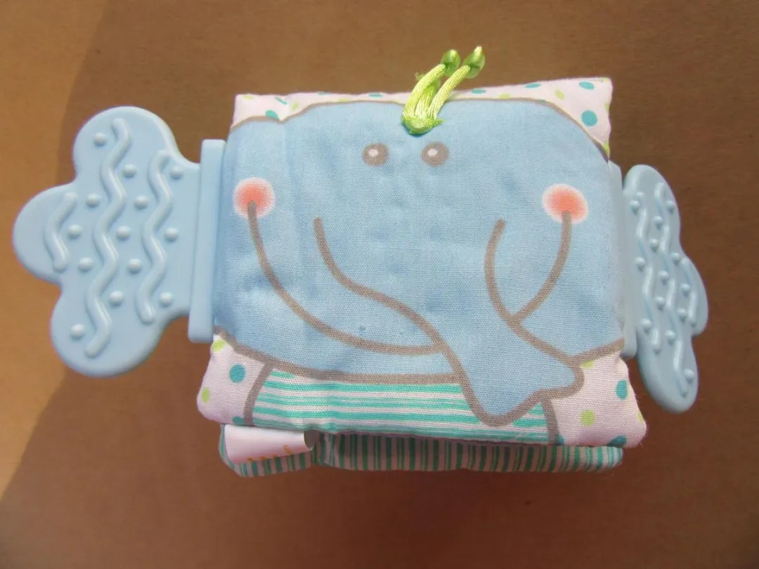 activityboek  difrax met piep - en knispergeluidjes