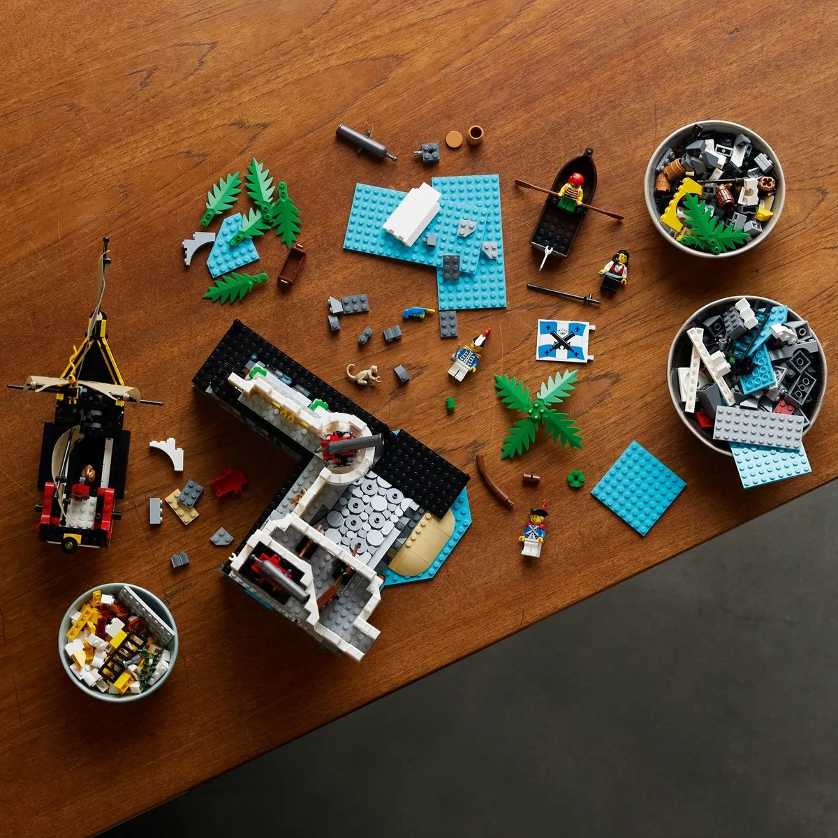 LEGO Icons Eldorado Fort 10320 - 2509 Stukken