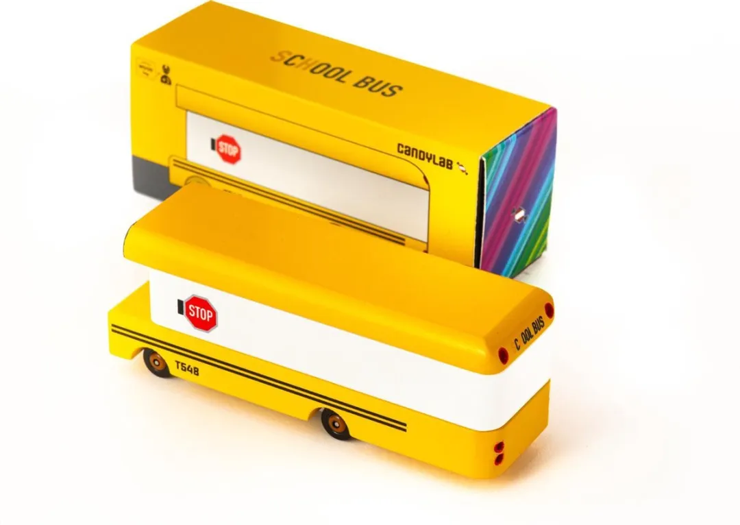 Candycar World: SCHOOL BUS (T548) 13,3x4,1x4,6cm, wooden diecast, in giftbox, 3+