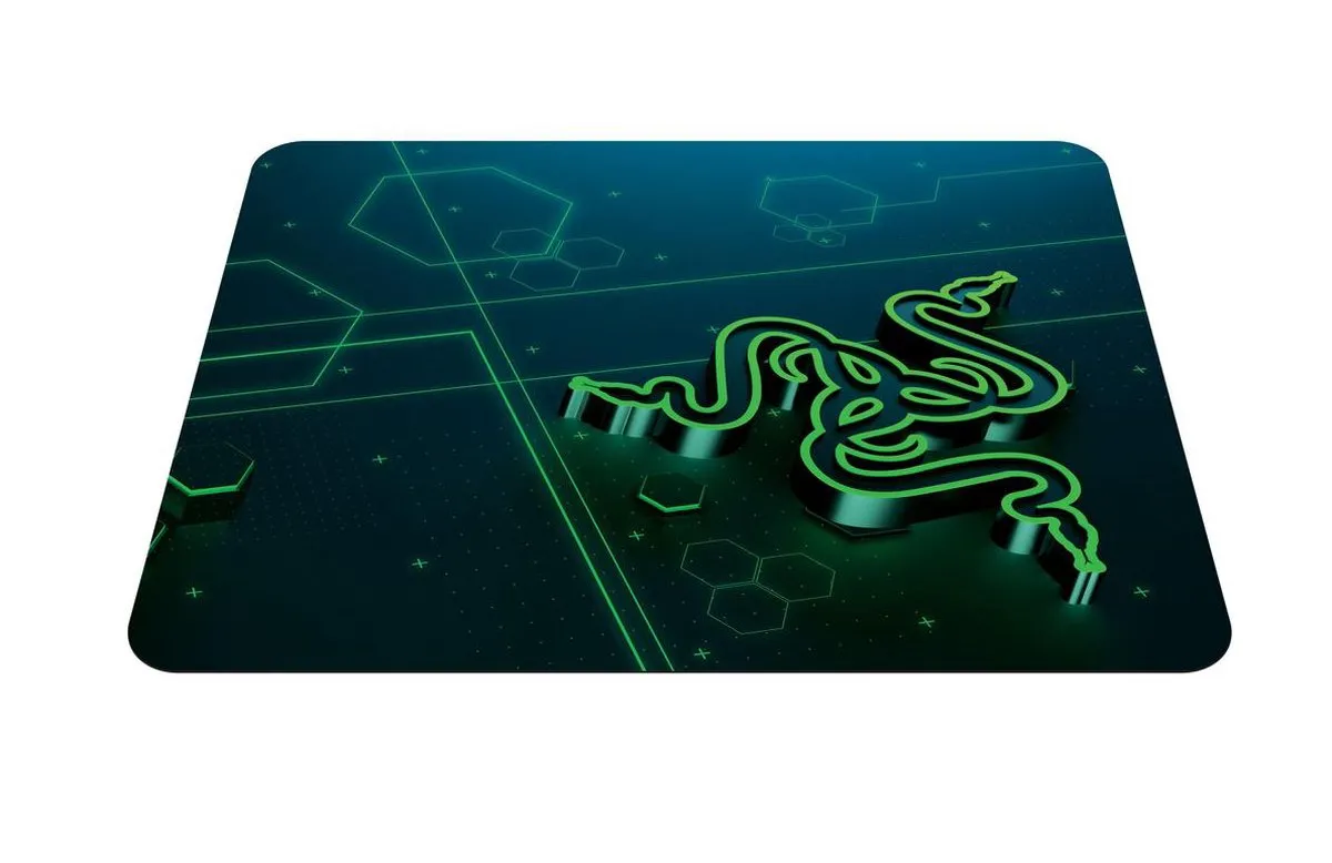 Razer Goliathus Mobile Gaming Muismat 22x27cm - Zwart/Groen