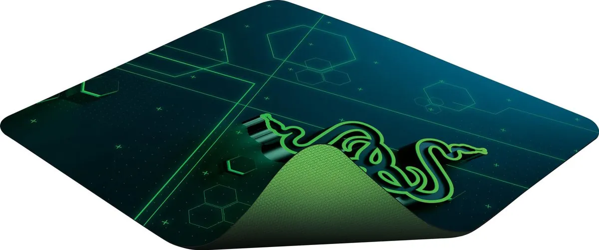 Razer Goliathus Mobile Gaming Muismat 22x27cm - Zwart/Groen