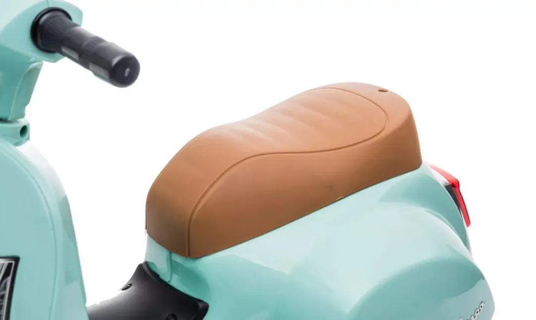 Eco Toys - Elektrische Vespa Scooter - Wit - Met LED-Koplamp, Claxon & Oplaadbare Batterij - Vanaf 1,5 Jaar - Max. 25 kg