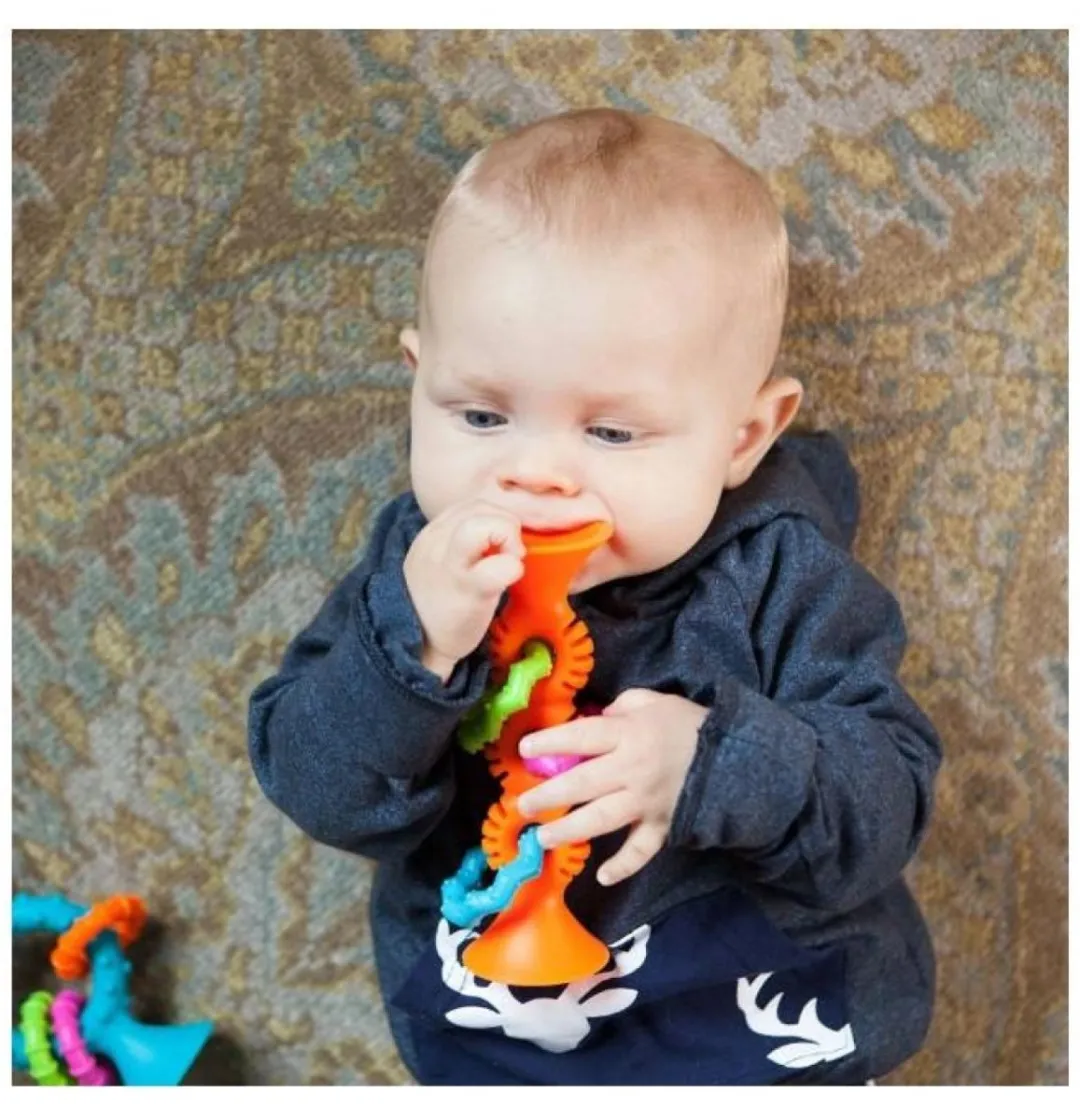 Fat Brain Toys Squigs Loops Rammelaar 15cm - Oranje