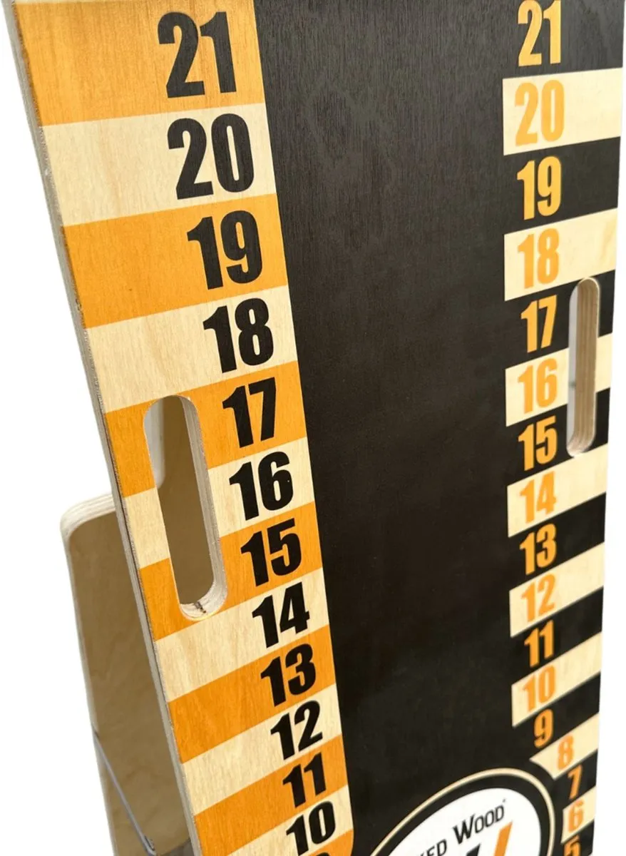 Wicked Wood Games - Score Board met Cup Holders - Officieel ACL Licentie Product - 12mm Hout - Incl Cups & Knijpers