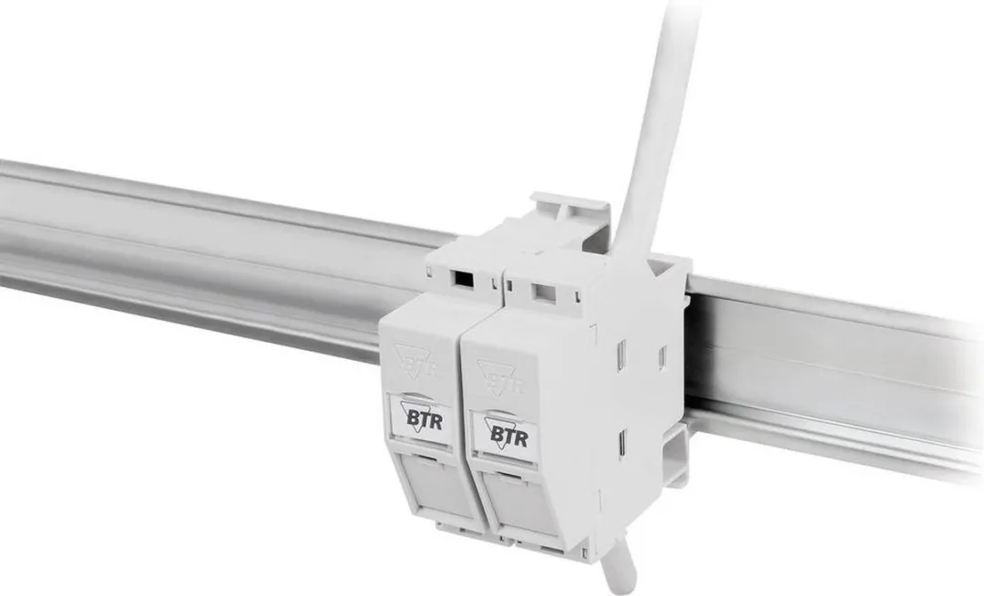 Metz Connect 130B117003-E Netwerkdoos DIN-rails CAT 6A Grijs-wit (RAL 7035)