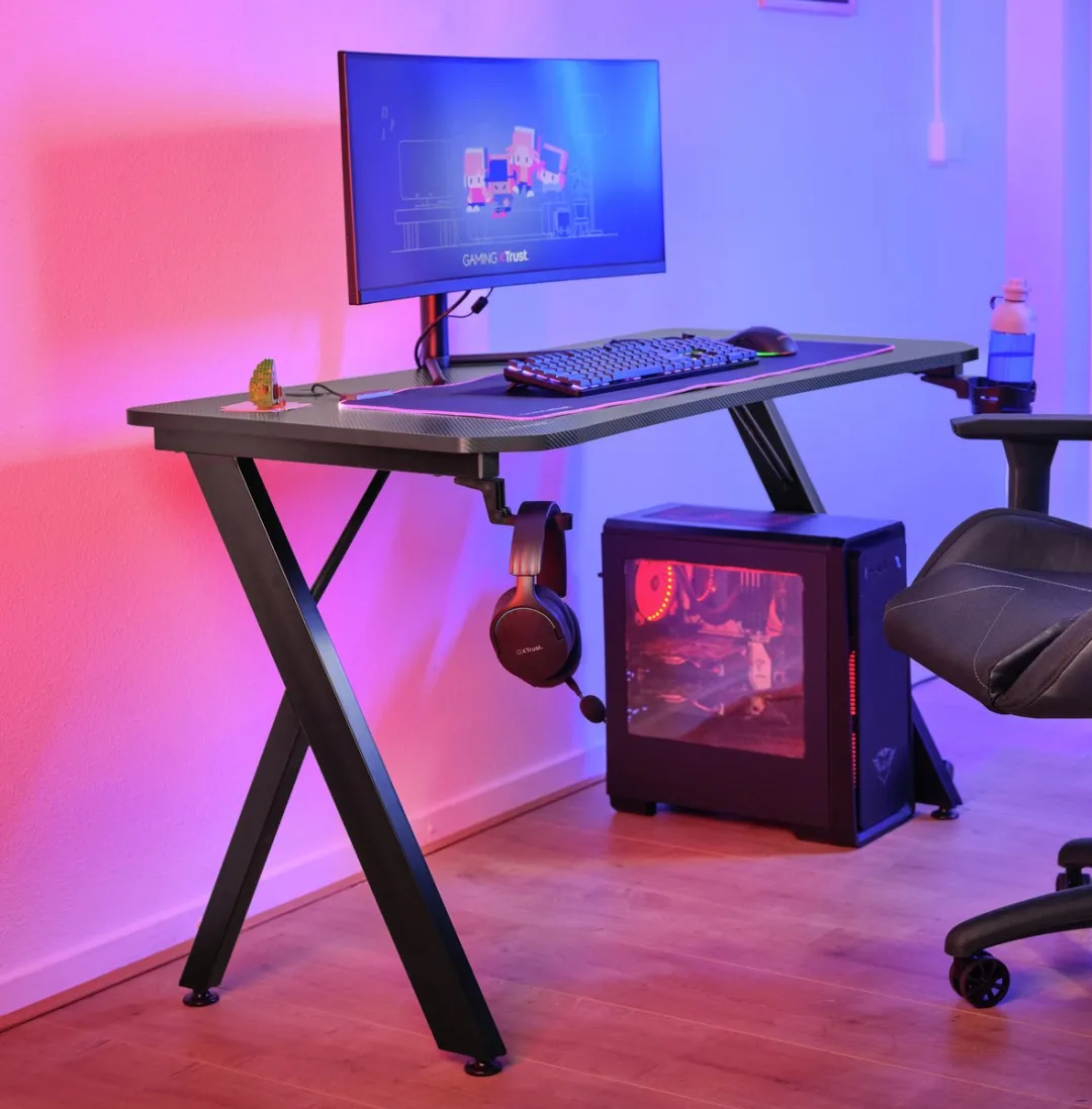 Trust GXT 700 Omnius - Gaming Tafel - Gaming Bureau - Zwart