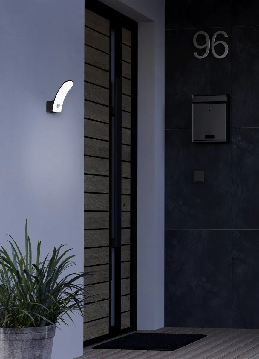 Eglo Fiumicino LED Buitenwandlamp 11W - Sensor - Zwart