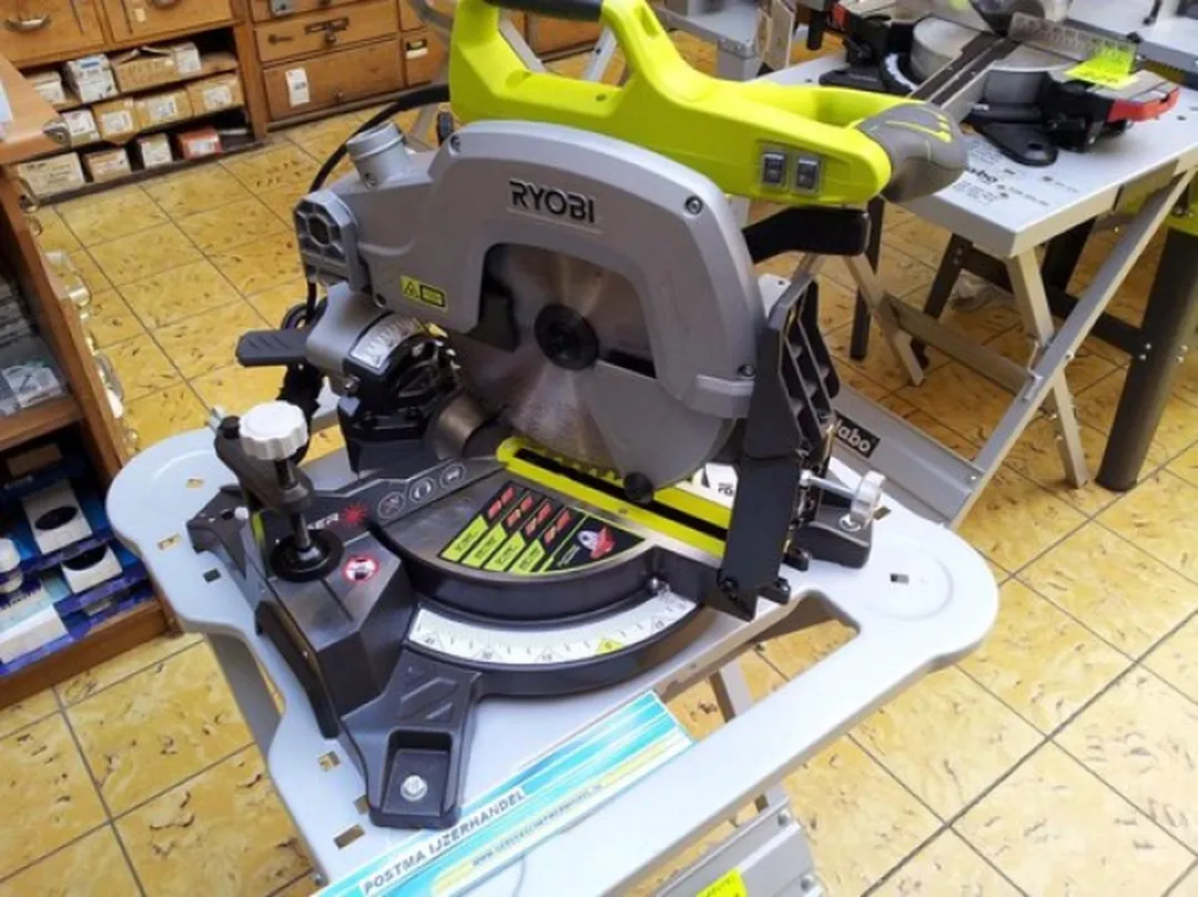 Ryobi EMS254L Afkortzaag 254mm 2000W