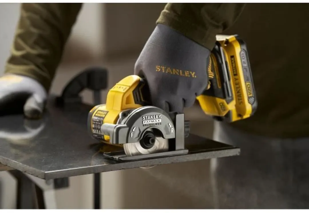Stanley Fatmax Mini-cirkelzaag V20 SFMCM300D2-QW - 75mm borstelloos - 2x 18V 2Ah