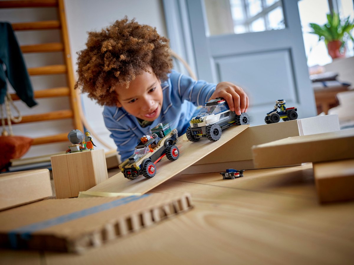 LEGO City Offroad politieachtervolging - 60449